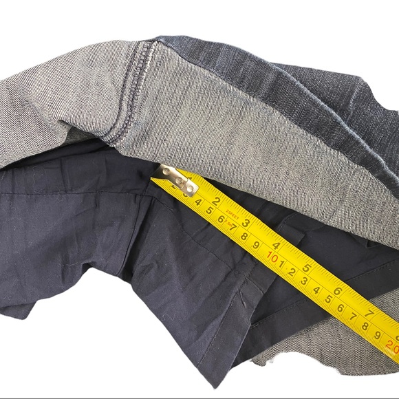 CROFT & BARROW Denim Classic Fit Skort Size 12 - Picture 4 of 6